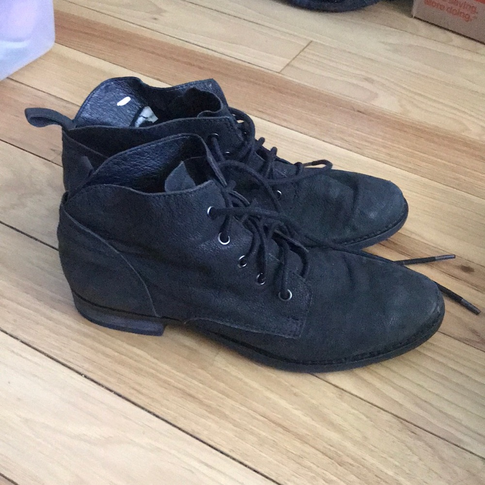 Sam eldeman booties